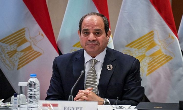 الرئيس عبدالفتاح السيسي يوجه الحكومة بدراسة اقتراح خاص بالإشراف على الانتخابات من قبل القضاء 1 الرئيس السيسي 1679929279 0