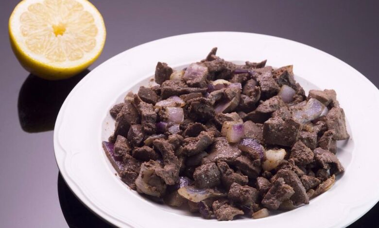 طريقة عمل الكبدة بالبصل