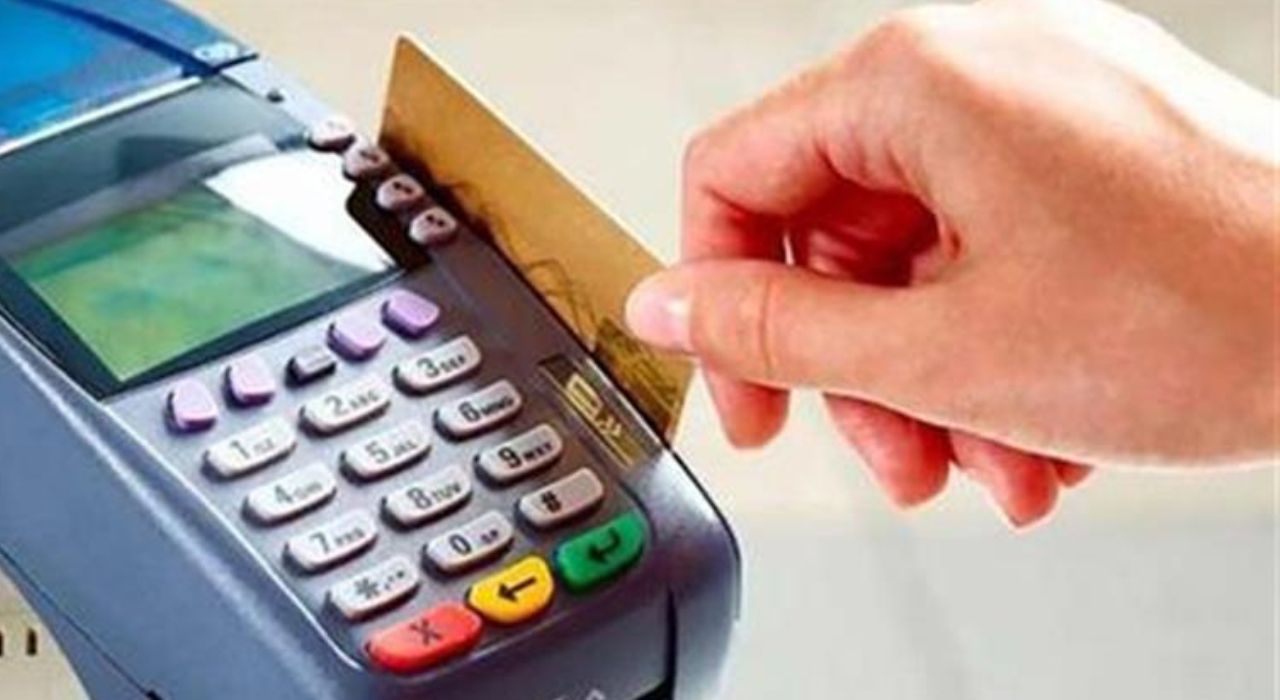 حقيقة إضافة 100 جنيه على بطاقة التموين