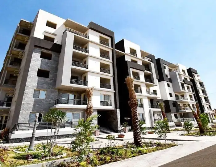 شقق الإسكان
