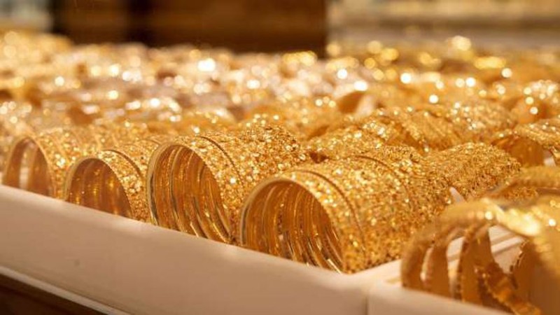 تذبذب قوي في أسعار الذهب عالميًا ومحليًا.. توقعات حول مصير أسعار الفائدة وترقب محضر اجتماع الفيدرالي الأمريكي"