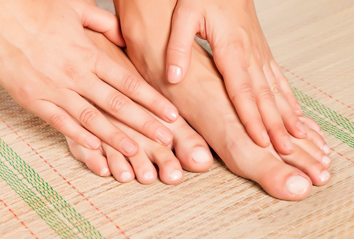 dark hands and feet feat