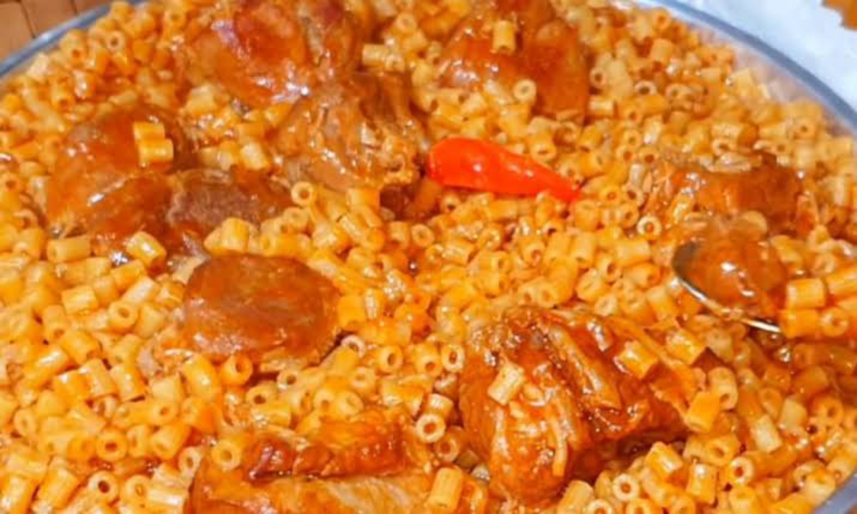 طريقة عمل المكرونة المبكبكة الليبية باللحمة