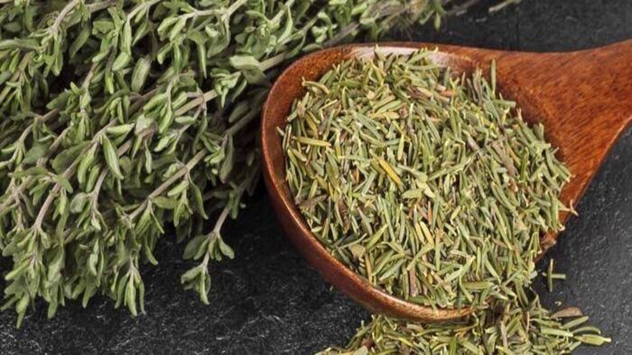 وصفة العسل والزعتر للشعر