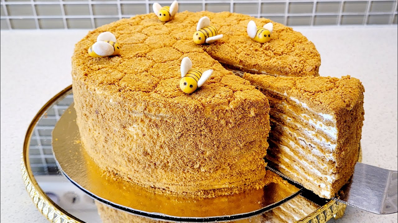 طريقة عمل كيكة العسل