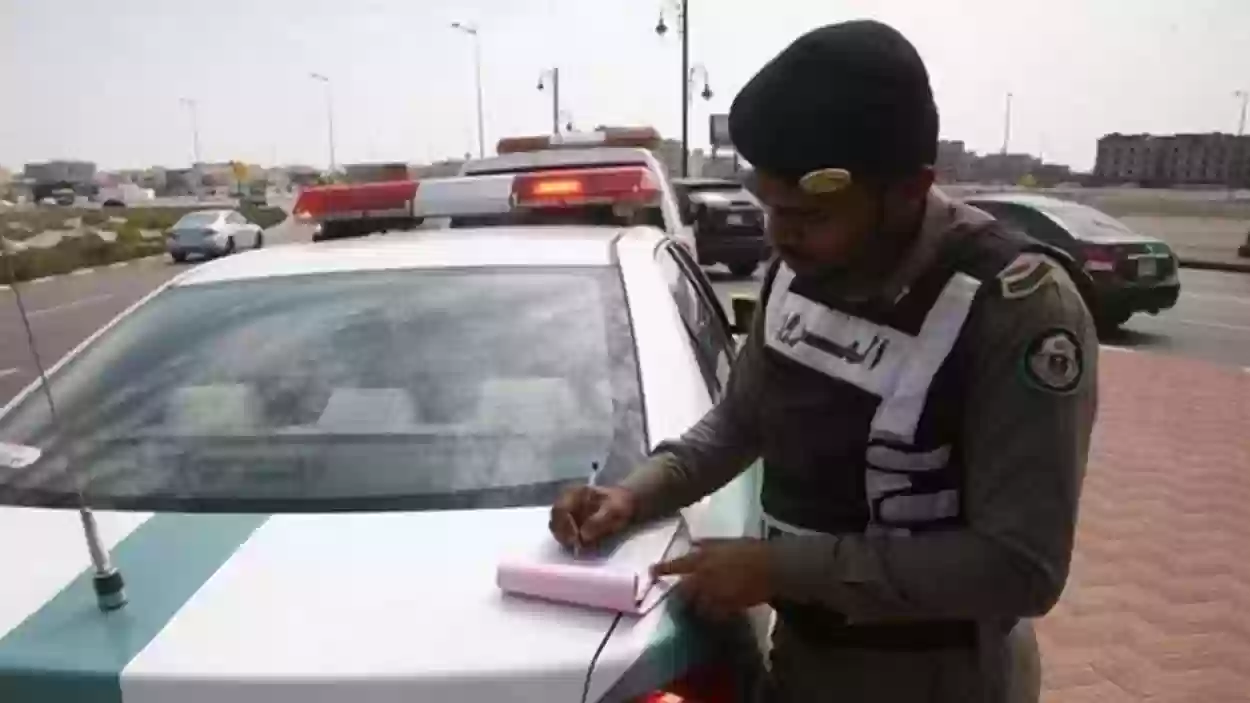 إدارة المرور تحذر قائدي السيارات من هذا الفعل "الغرامة من 1000 إلى 2000 ريال"