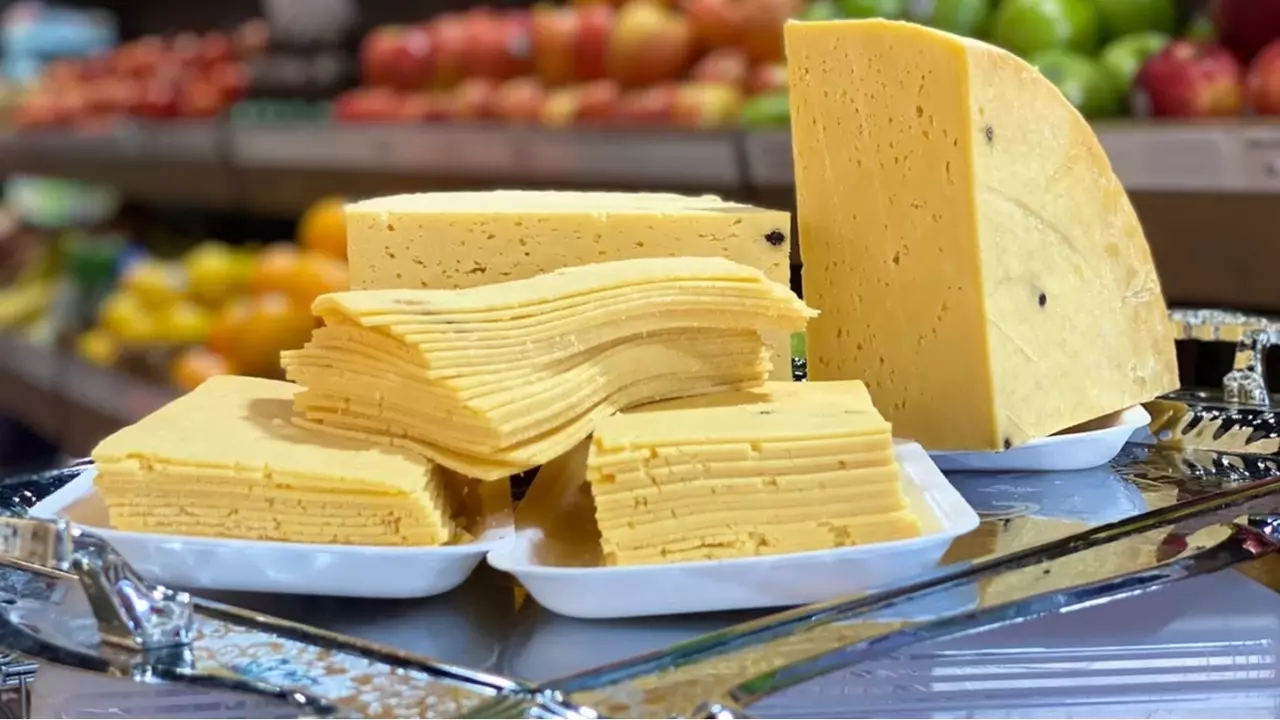 الجبنة الرومي في المنزل