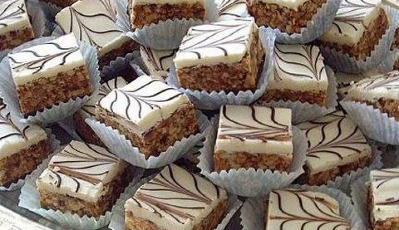 حلى التمر والفول السوداني