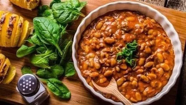 طريقة سهله لعمل الفول المدمس على أصوله بدون اسوداد