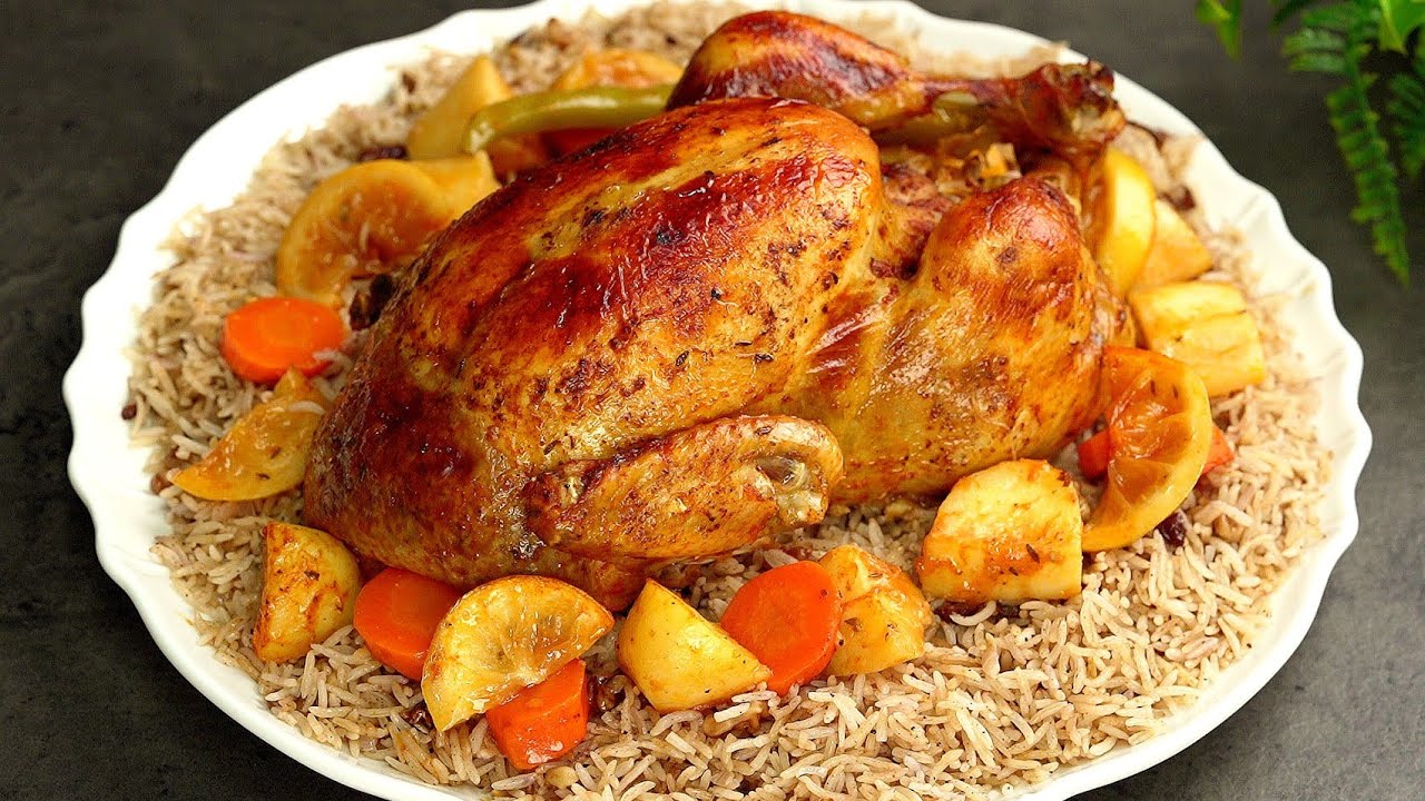 طريقة عمل الدجاجة المحشية أرز بالخلطة من المطبخ الخليجي