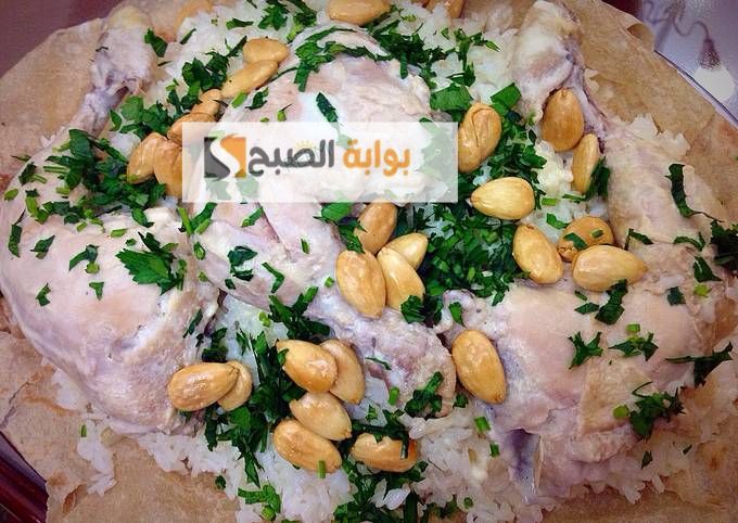 طريقة عمل منسف أردني بالدجاج