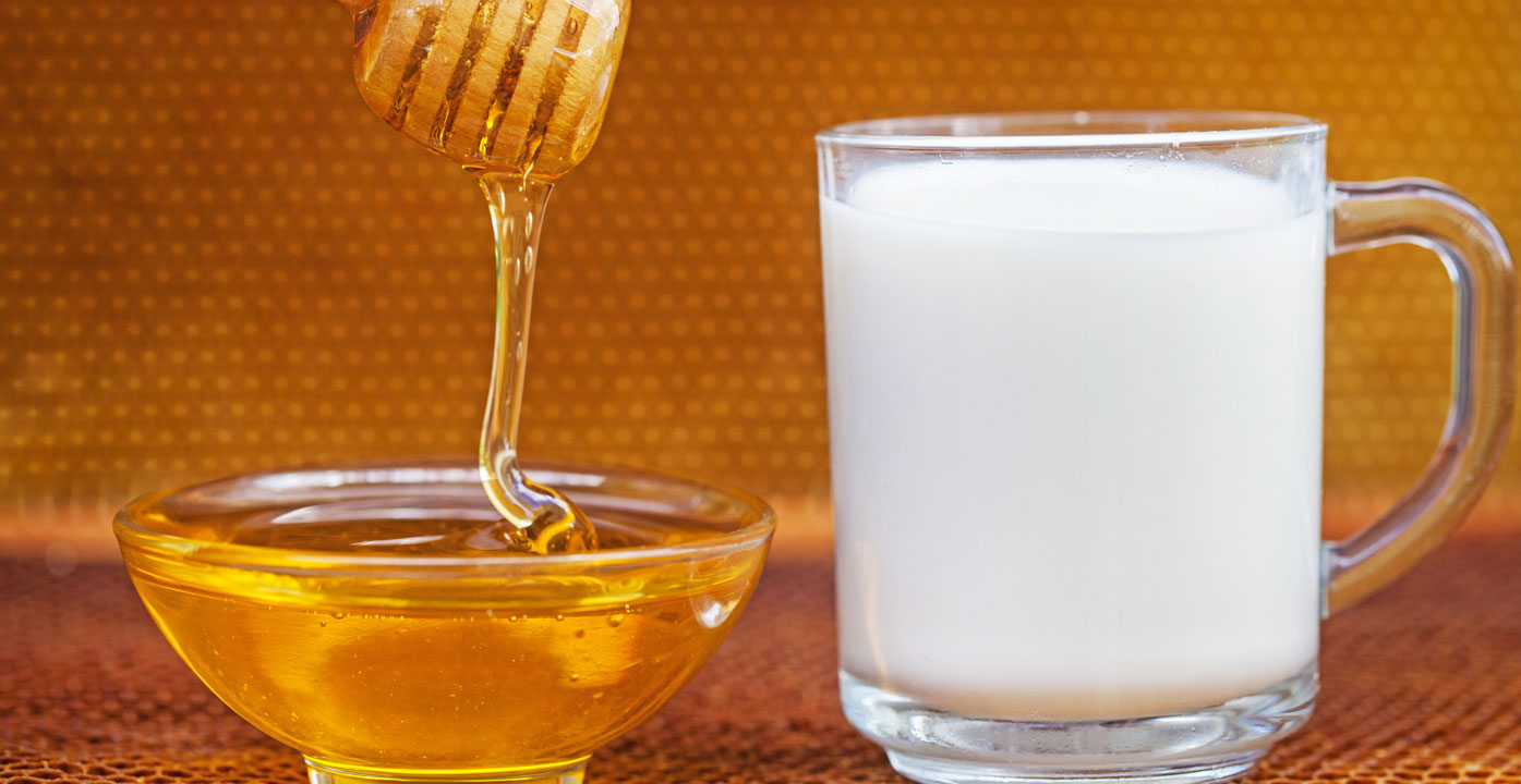 عمل ماسك العسل والحليب