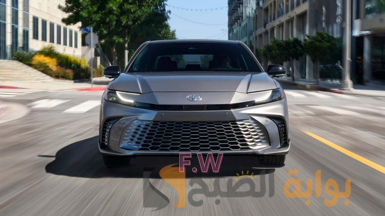 "رسميا بالصور" مواصفات تويوتا كامري 2025 الجيل التاسع الشكل الجديد كليا وماهو سعر Toyota Camry 2025 الفخامة في سيارة سيدان