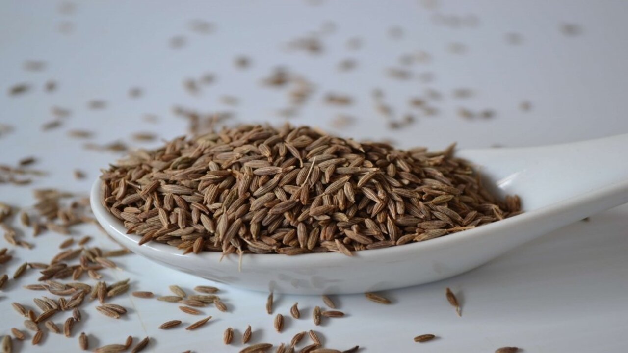 ماء الكمون المغلي للتخسيس