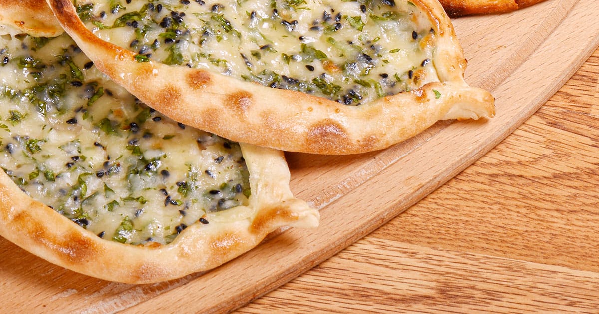 فطائر الزعتر والجبنة