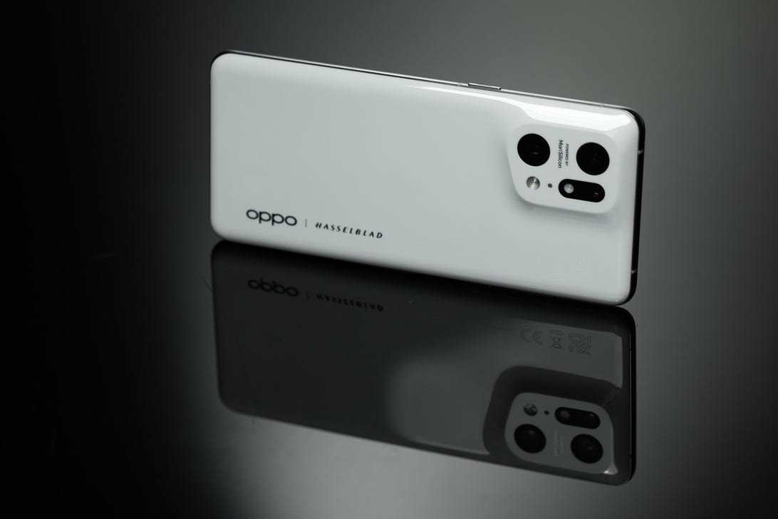 ملك التصوير من أوبو Oppo Find X5 Pro| المنافس الأقوى للآيفون بتصميم أنيق