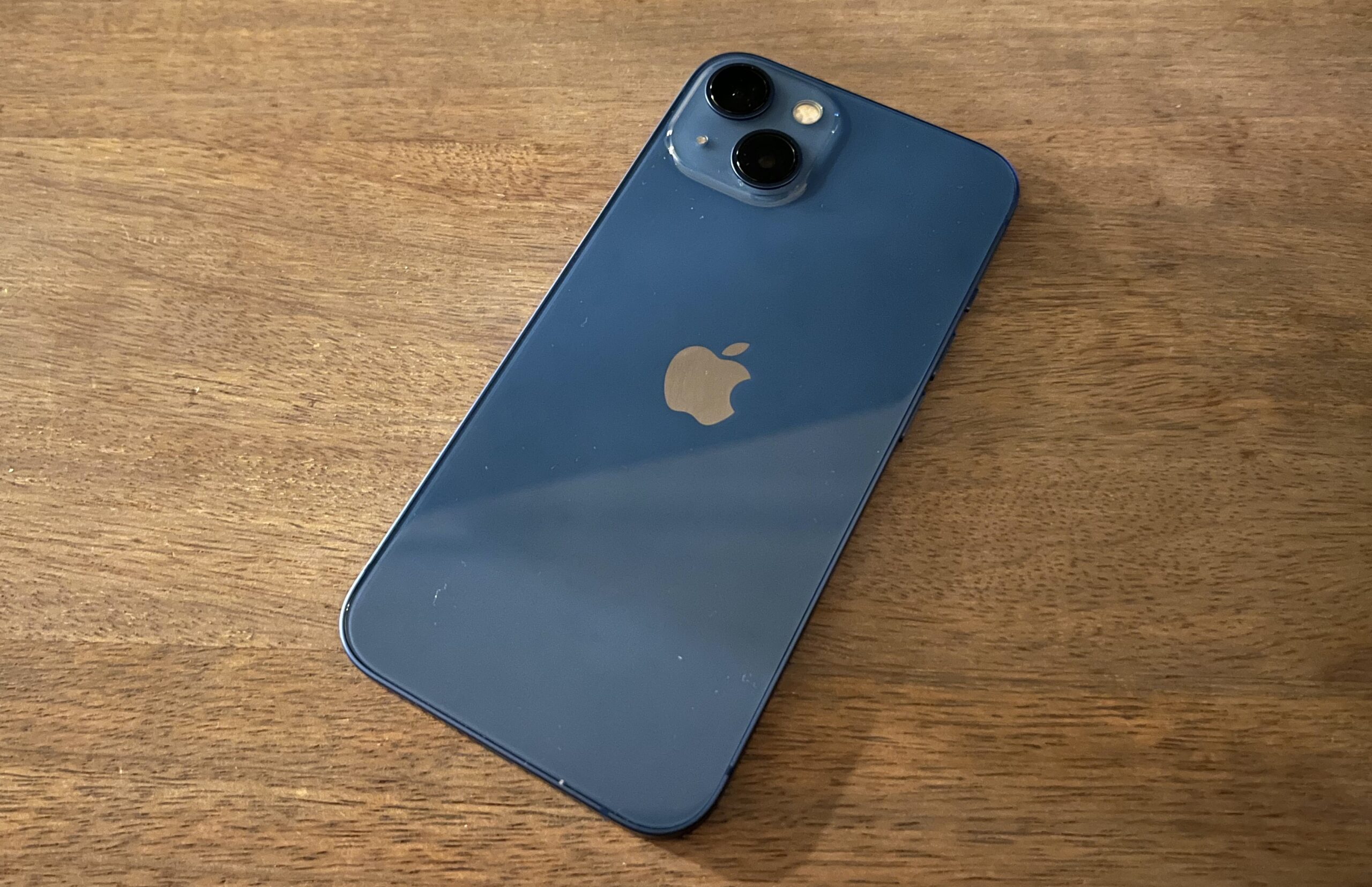 iPhone 13