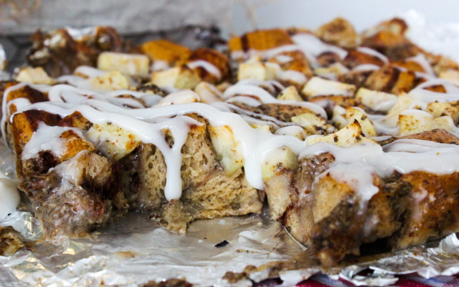 cinnamon roll bread pudding 4