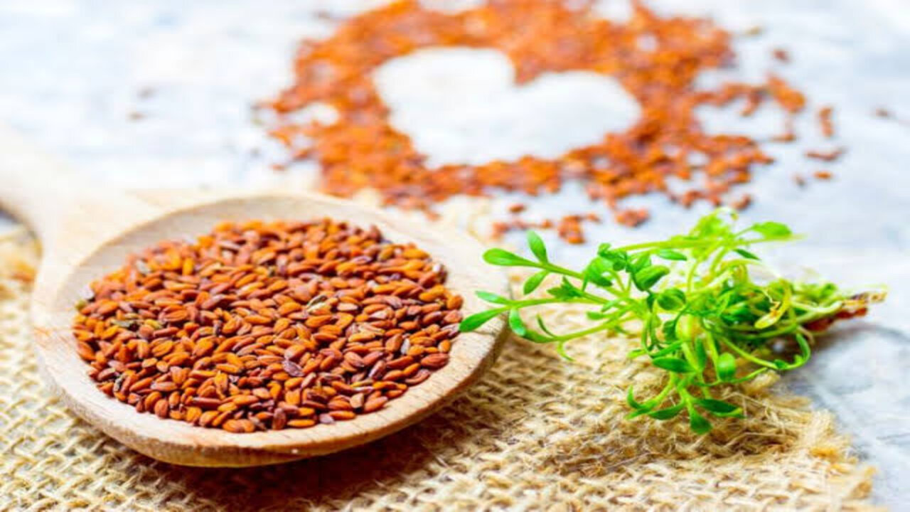 عشبة حب الرشاد للوجه