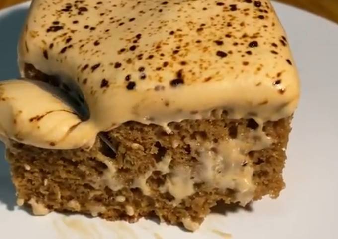 بطعم مختلف اعملي كيكة النسكافية الهشة بطريقة بسيطة لفطور صحي