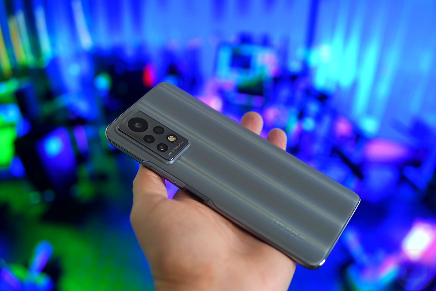infinix note 11 pro in hand