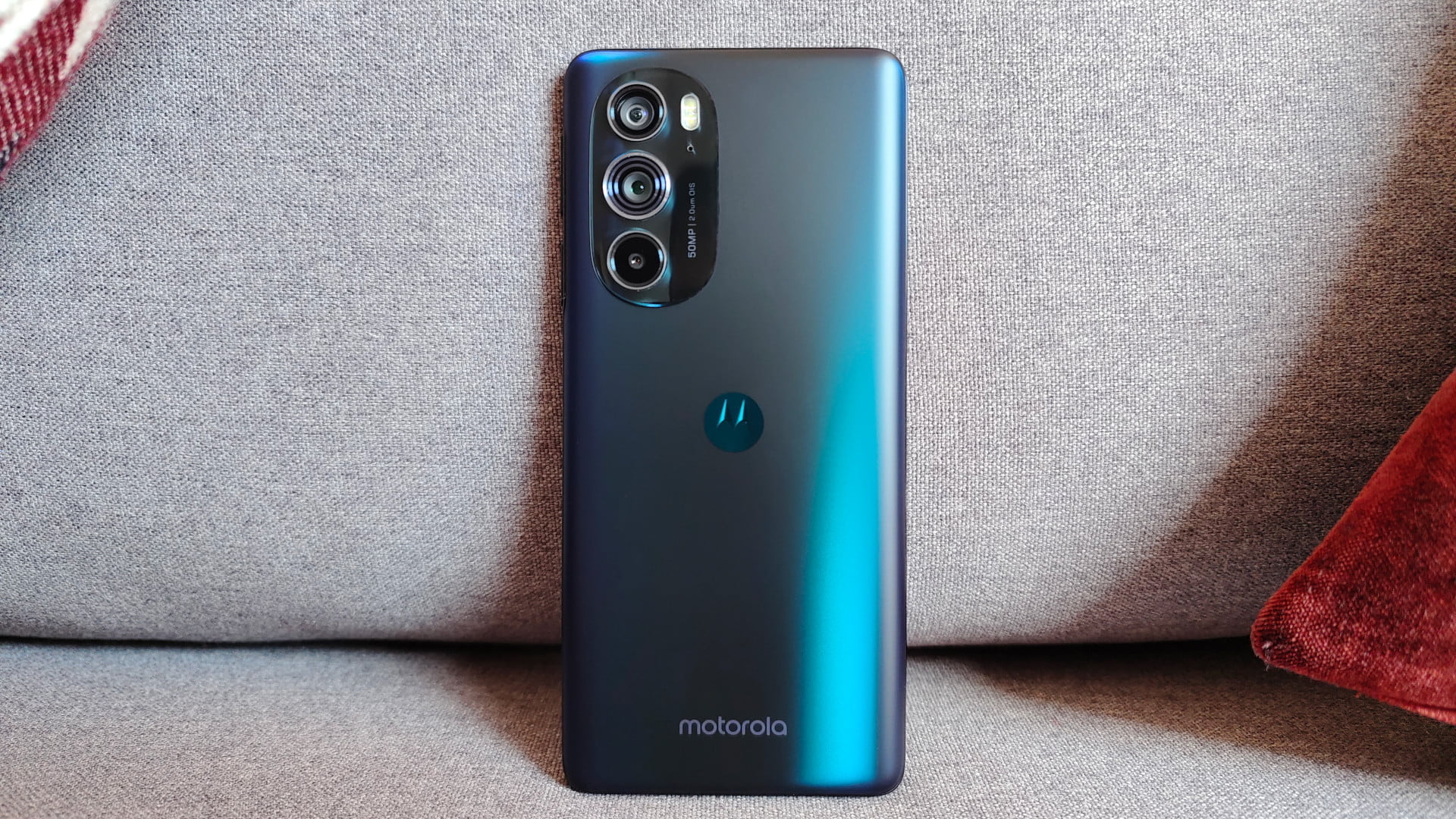 motorola edge 30 pro header