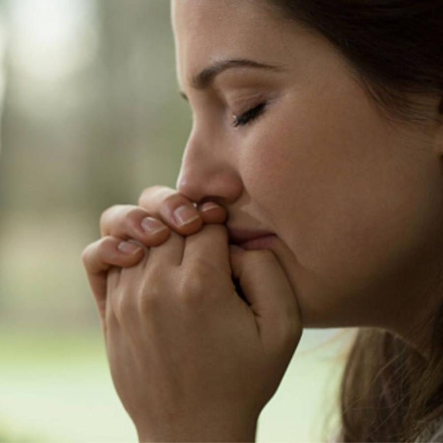 ما تفسيرات البكاء في المنام وهل هو دلالة خير أم شر؟