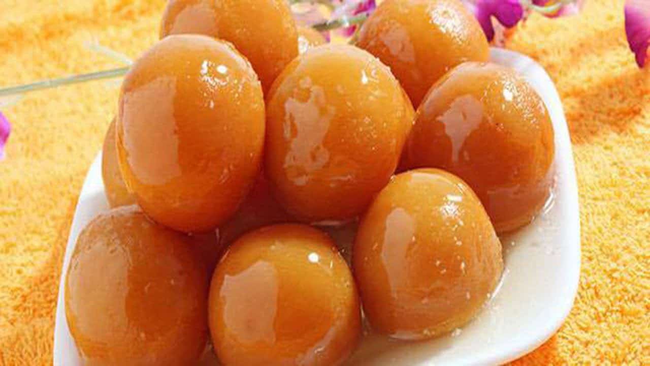 زلابية بنكهات مختلفة ومتنوعة