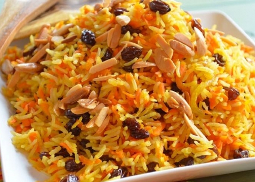 طريقة عمل الأرز البسمتي بالدجاج والمكسرات