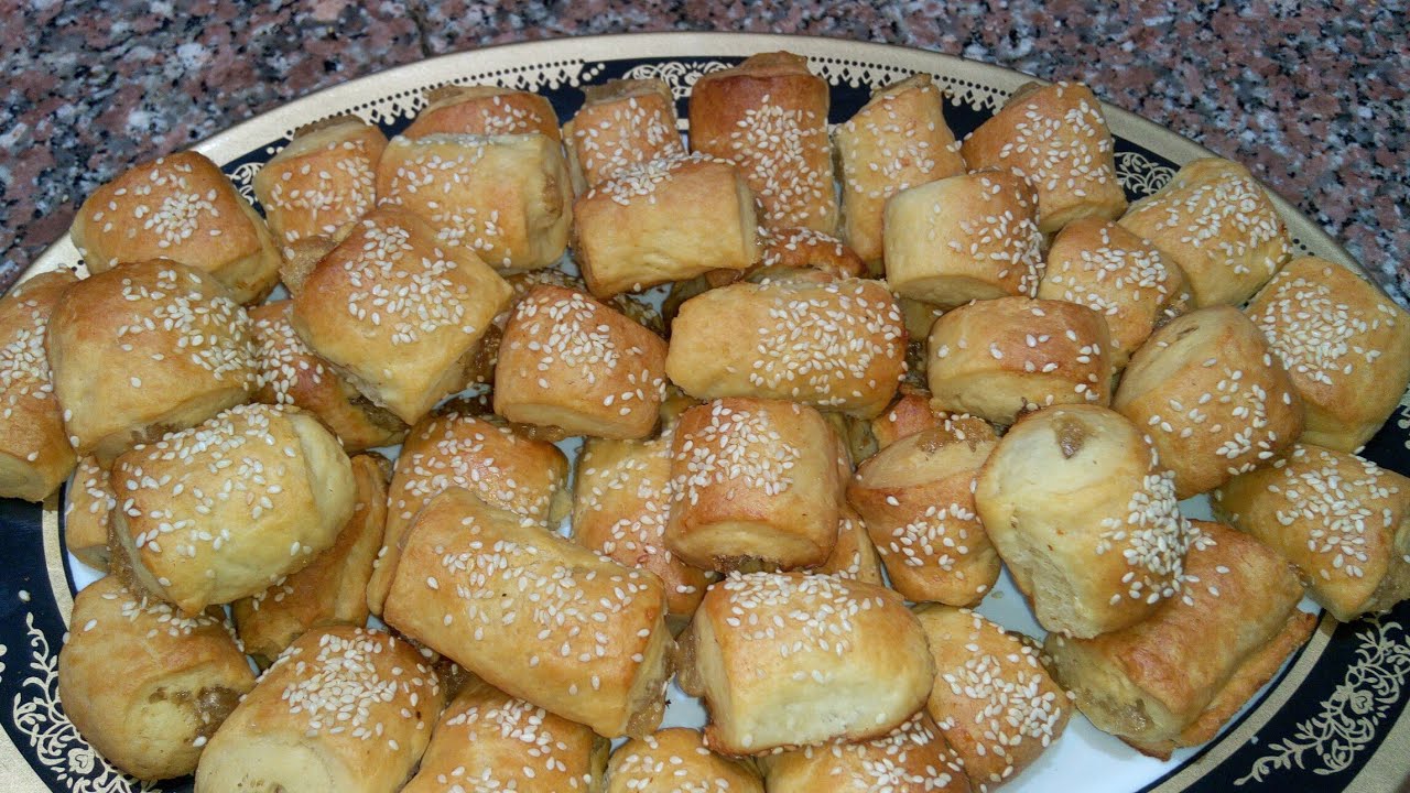 مكونات عمل المنين بالملبن