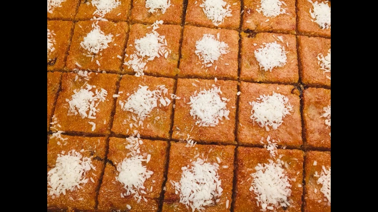 طريقة عمل بسبوسة التمر بخطوات سهلة