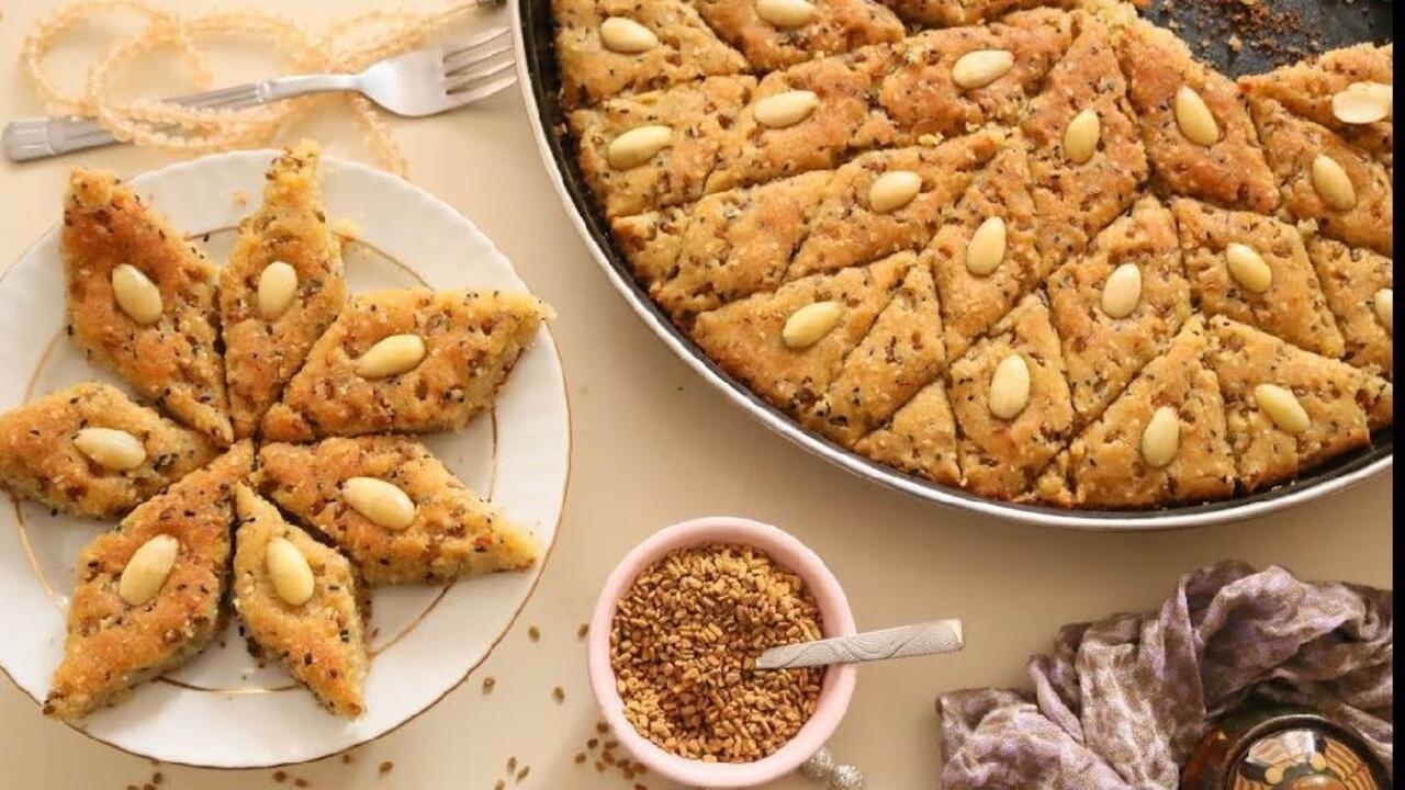 طريقة عمل حلوى الحلبة الفلسطينية اللذيذة بأسهل الخطوات