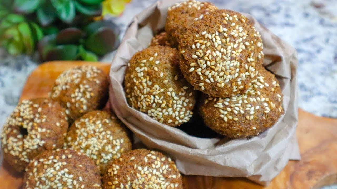 طريقة عمل عجينة الطعمية