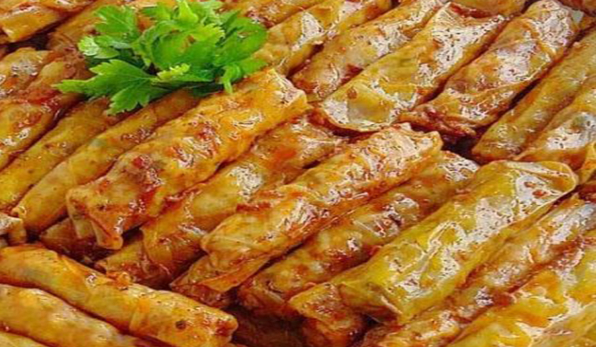 عمل محشي الكرنب