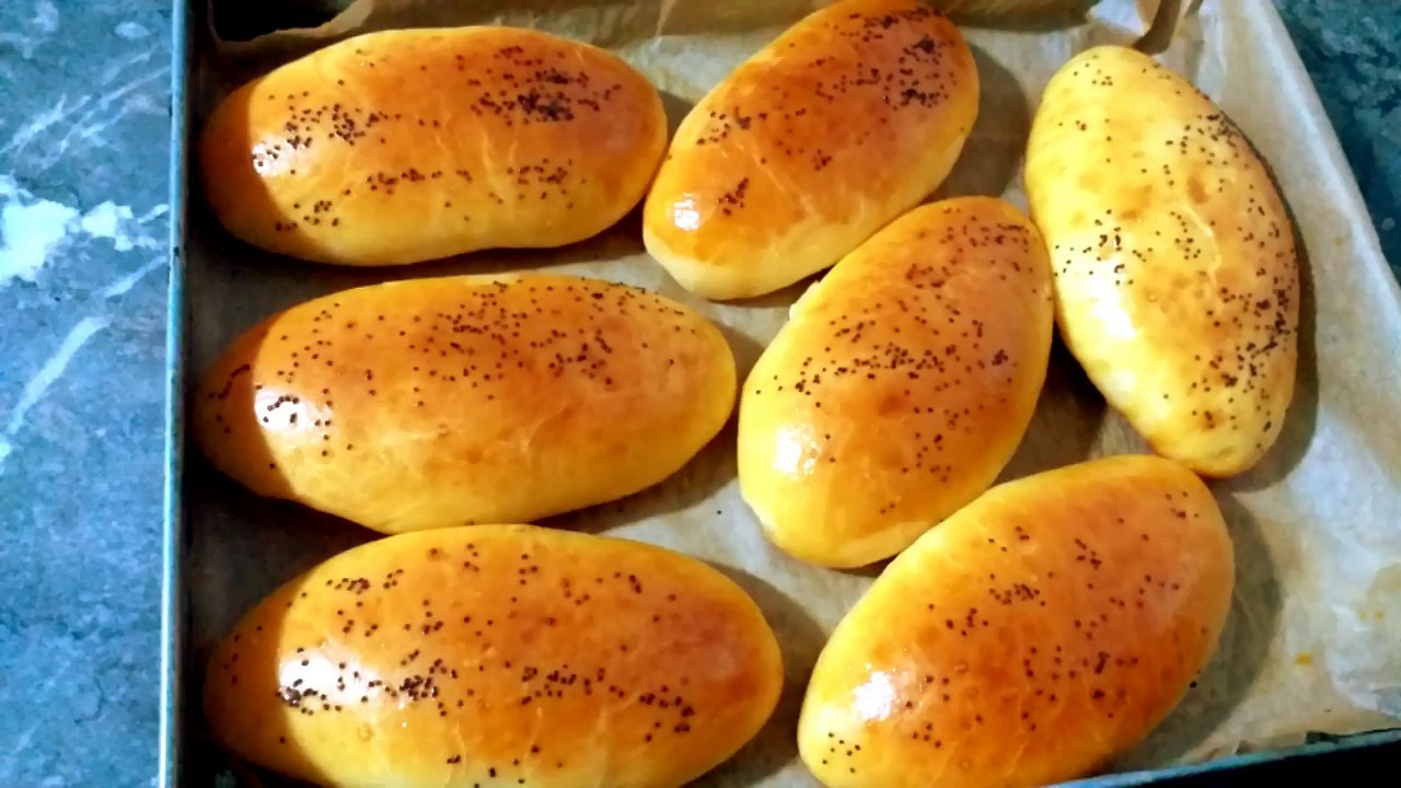 فطائر محشية بالجبن