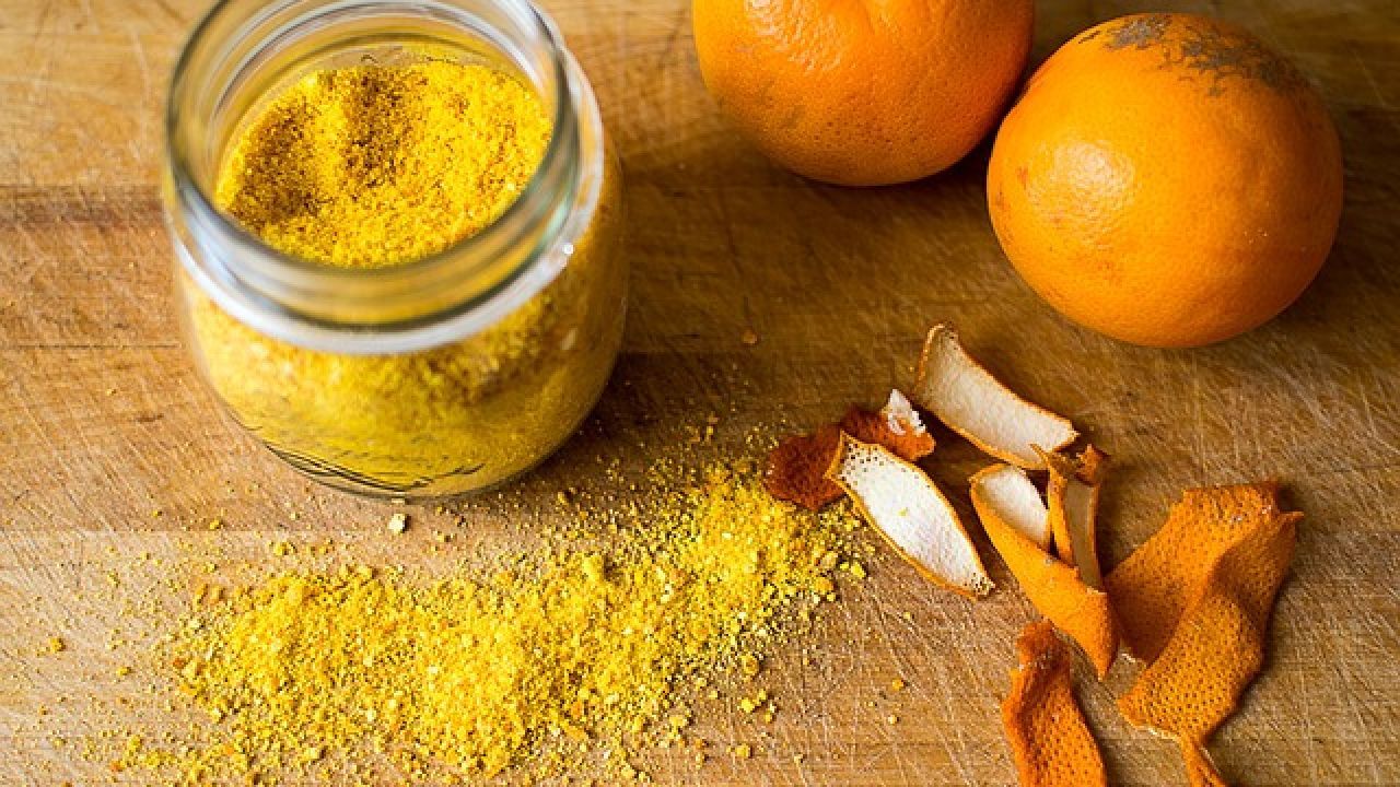 ماسك البرتقال والكركم