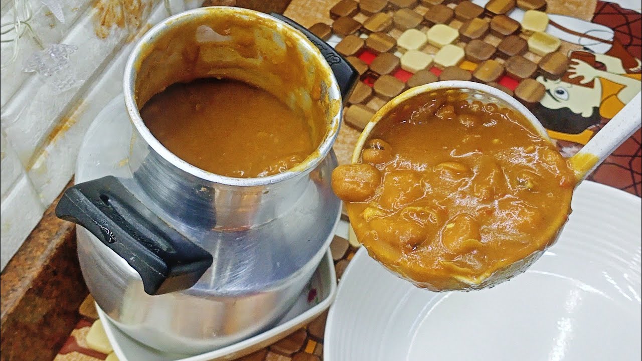 فول المطاعم المدمس