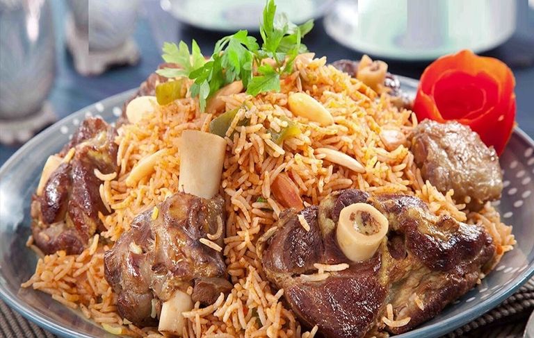 اعملي الكبسة السعودي باللحم زي المطاعم محدش هيصدق إنها من إيديكِ