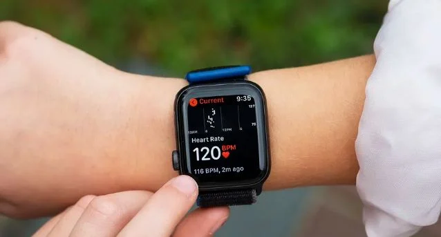 كيف تقيس ساعات سامسونج الذكية مستويات التوتر لديك؟ Galaxy Watch وعلم القياس الحيوي