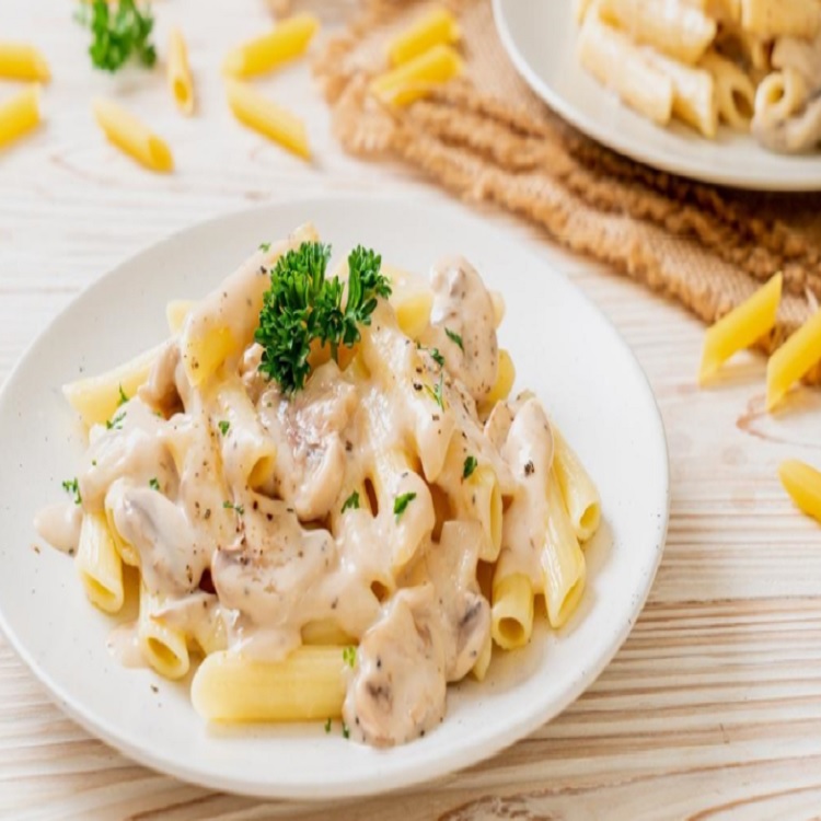 خطوات عمل المكرونة بالوايت صوص