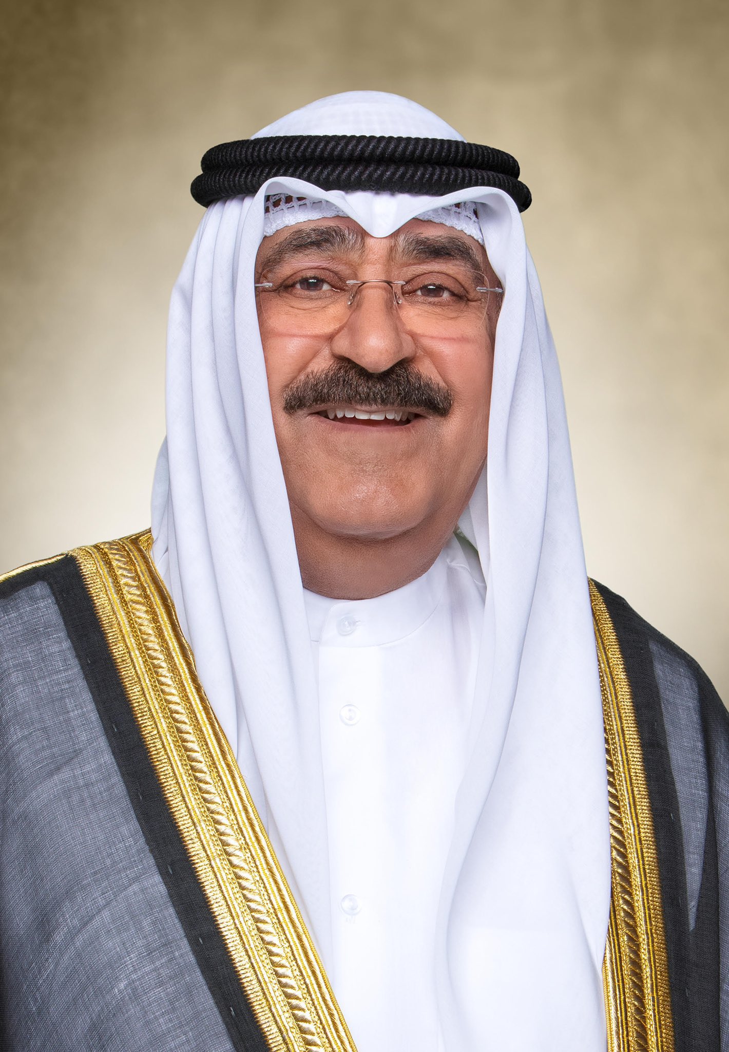 من هو الشيخ مشعل الاحمد الصباح؟