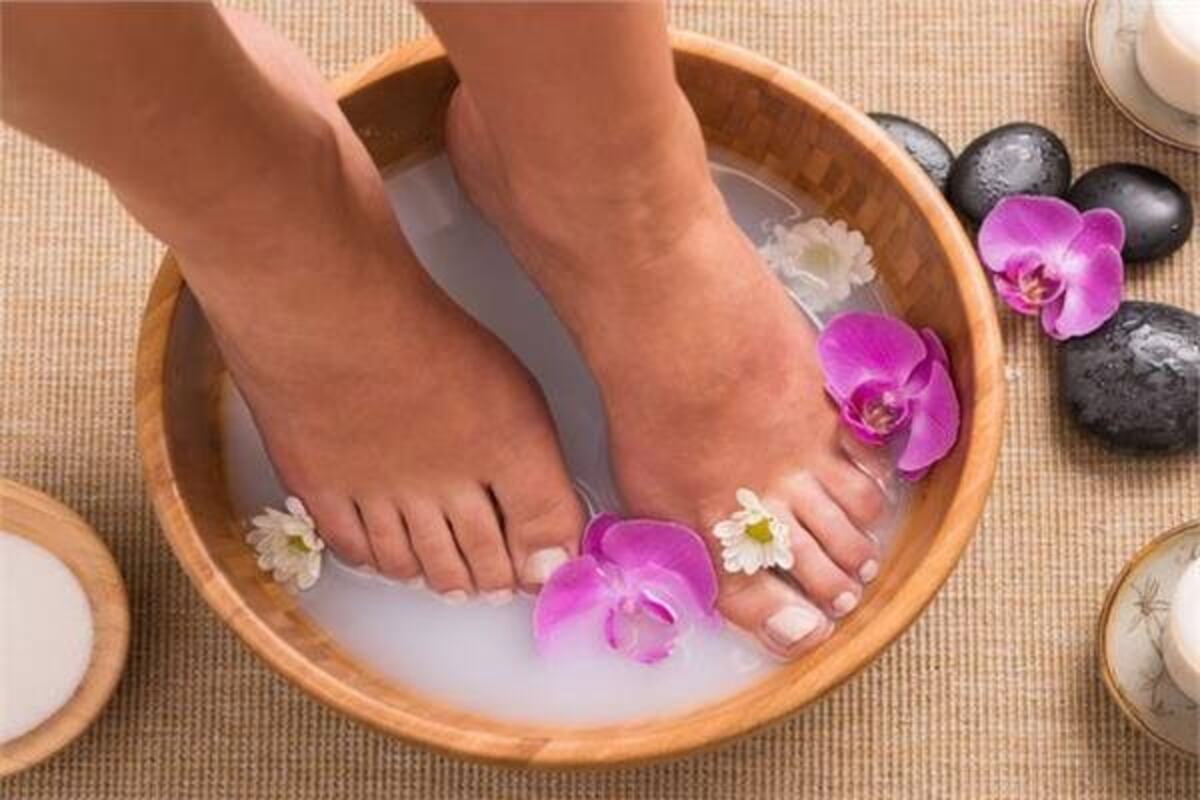 طريقة سهلة لعمل الباديكير في المنزل