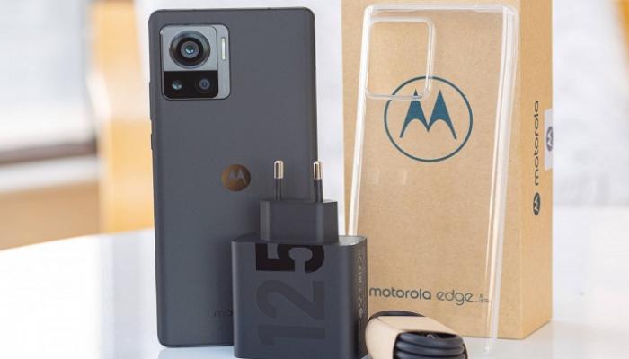 140 004557 motorola edge 30 ultra price specifications 700x400 1