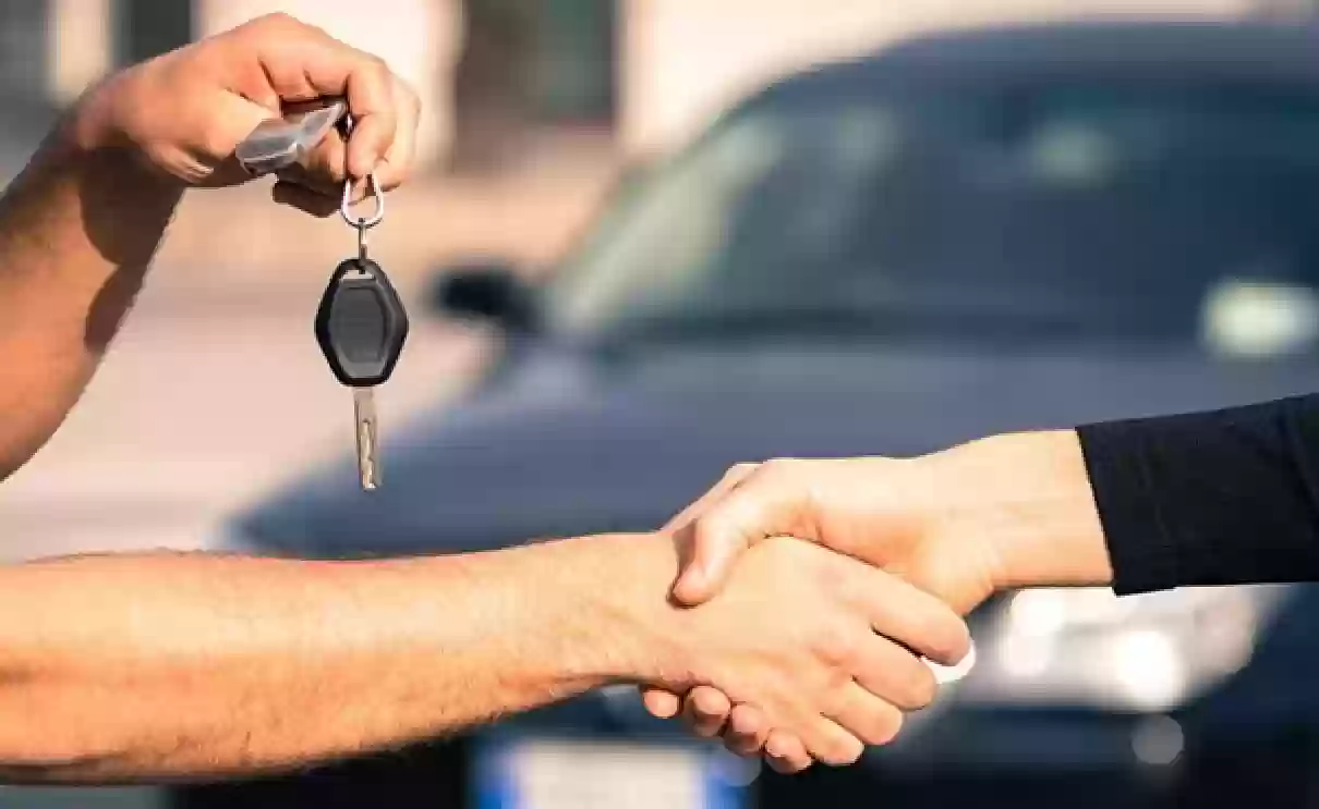 نقل ملكية السيارة بين أفراد الأسرة