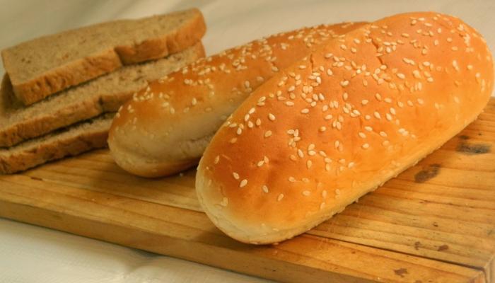 47 113308 how to make bread at home 700x400 1