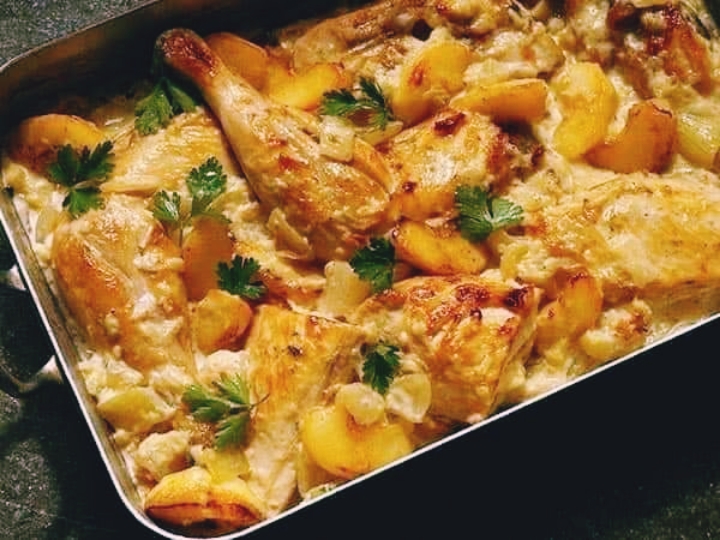 صينية بطاطس بالفراخ