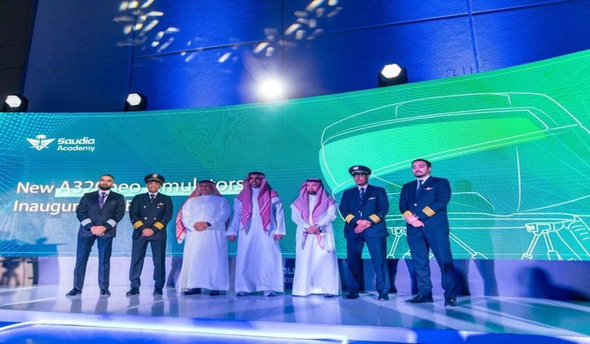 ِلتقديم تجربة طيران أفضل الأكاديمية السعودية تدشن أول جهازين لمحاكاة طائرة إيرباص A320 neo
