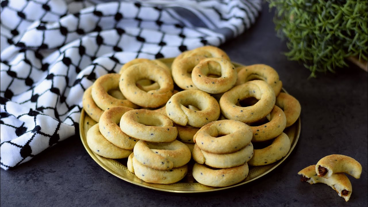 أساور الكعك بالتمر