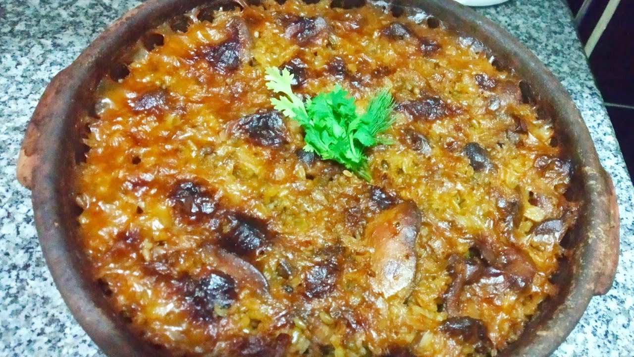طريقة عمل طاجن الفريك بالكبد والقوانص