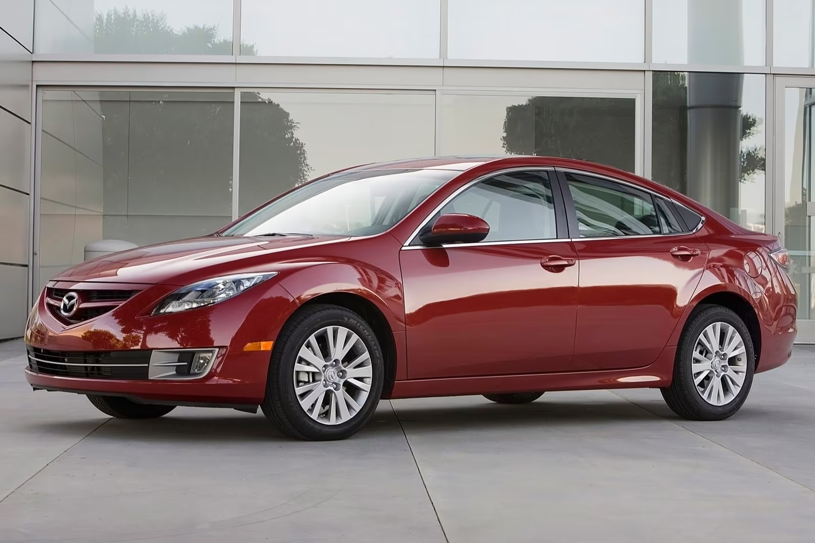 "Mazda 6" السيارة الفاخرة التي تجمع بين الأمان والأداء في سيارة واحدة